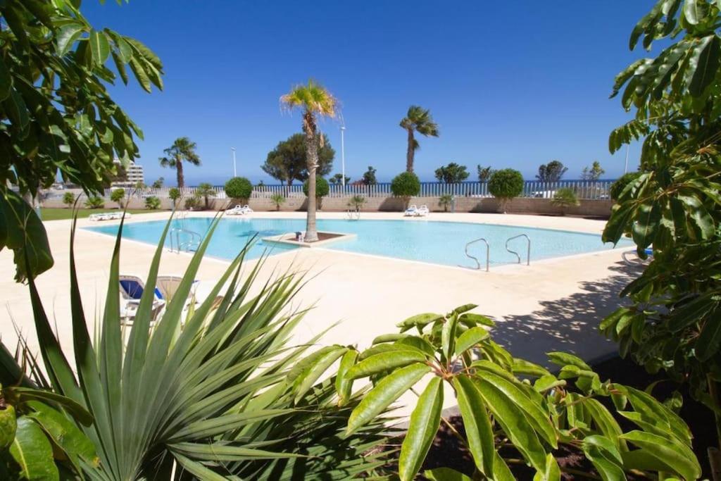 El Medano Beachfront Triplex Penthouse With Pool, Rooftop, Sea View Luaran gambar